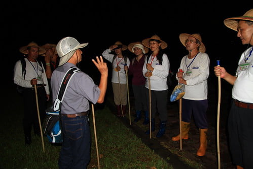 鰲鼓濕地解說員參訪社頂部落-夜間生態觀察-20130930-賴鵬智攝-3