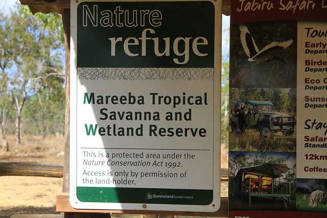 澳洲昆士蘭Jabiru Safari Lodge-Mareeba Wetlands大門口自然保護區告示-20141116-賴鵬智攝