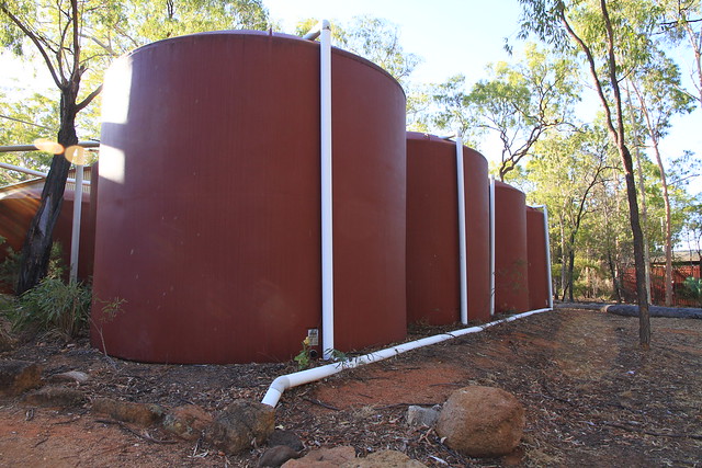 澳洲昆士蘭Undara Experience-雨水蒐集桶-20141116-賴鵬智攝