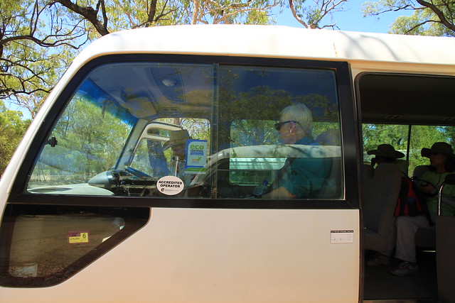 澳洲昆士蘭Undara Experience生態旅遊標章接駁車-20141116-賴鵬智攝